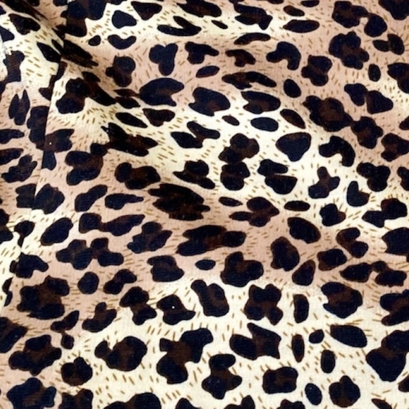 Maxim Studio 1963 Woman's Large Blazer Leopard Cheetah Lined 2 button - Picture 2 of 6